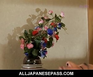 Makiko miyashita, kas ir viņas incītis aptaustīja