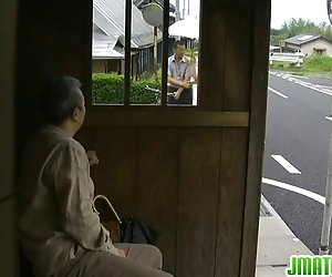 Nobriedusi ir ragveida un dedzīgi seksam