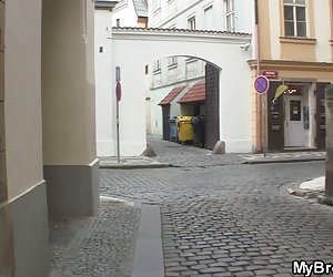Vīrs nozveju viņa sieva jāšanās ar mīļāko